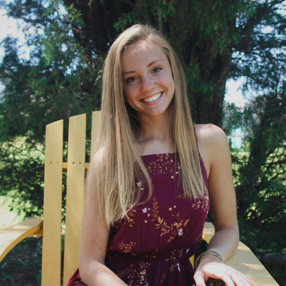 Meet your Posher, Nicole